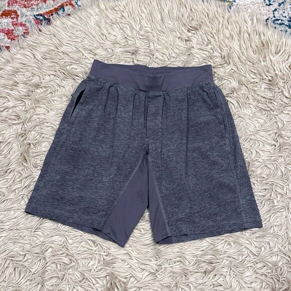 Lululemon T.H.E. Short *Luxtreme Liner 9" size medium - Picture 1 of 5